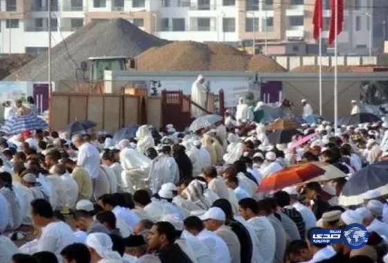 بالفيديو:فتاة إسبانية تعتنق الإسلام يوم العيد أمام تكبيرات المصلين