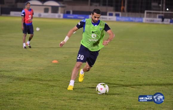 بمشاركة ياسر القحطاني “الهلال” يجري تدريباته اللياقية والتكتيكية