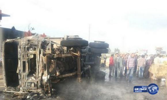 تفحم 16 طالباً مصرياً في حادث اصطدام حافلتهم المدرسية بناقلة محملة بالوقود
