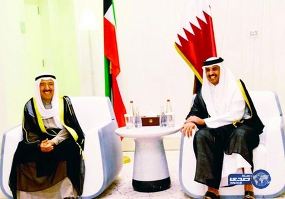 أمير الكويت يبحث في المنامة والدوحة دعم العمل الخليجي