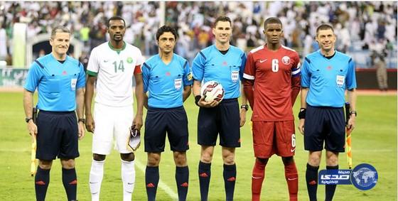 حكم مباراة السعودية وقطر يعتذر عن عدم الاستمرار في البطولة