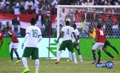 الأخضر يكسب اليمن والعنابي يتعادل مع البحرين ويتأهلان إلى نصف نهائي خليجي 22