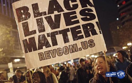 الغضب يمتد لواشنطن بعد تبرئة شرطي من القتل