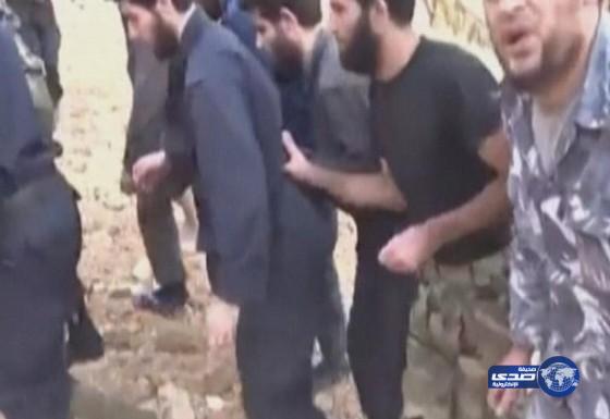 جبهة النصرة تعدم جندياً لبنانياً ومعارك بين الجيش ومسلحين