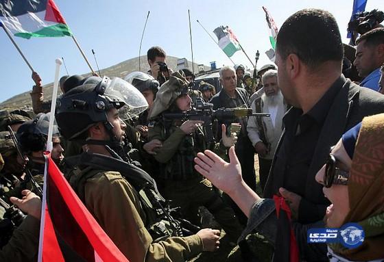 إصابة فتى فلسطيني في رأسه برصاص الاحتلال الاسرائيلي