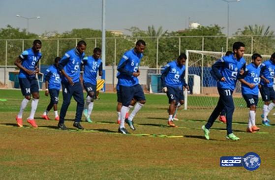 الهلال يبدأ التحضير للقاء النصر بمشاركة نيفيز