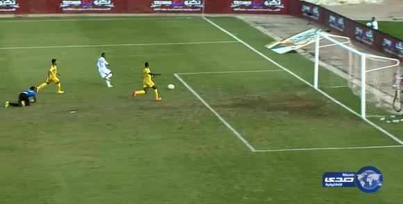 العروبة يخسر من نظيره الفتح بهدفين في دوري المحترفين