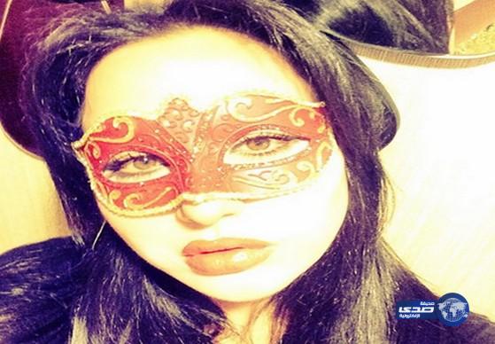 سهيل القيسي تقلد المصارع الراحل “المحارب اريو”في عيد الميلاد