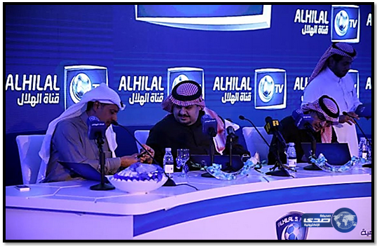 بالصور:عبدالرحمن بن مساعد  يوقع عقد تدشين ” قناة الهلال ” مع شركة صلة و tv pro