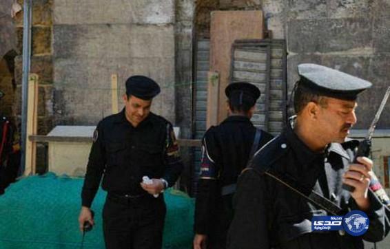 مقتل شرطيين وسط مصر