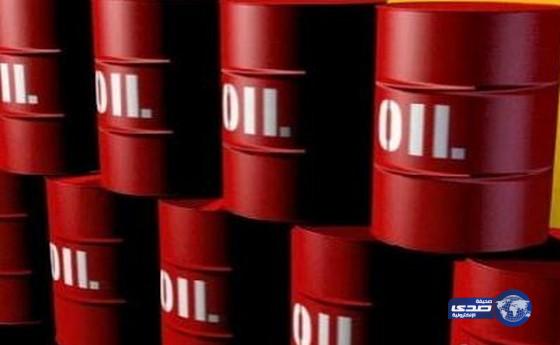 النفط ينتعش ويقترب من 50 دولارا للبرميل