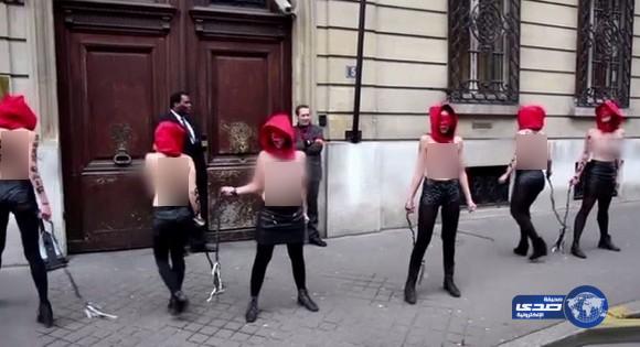 نساء عاريات للتضامن مع “رائف بدوي ” يشغلن مرتادي أفينوهوش