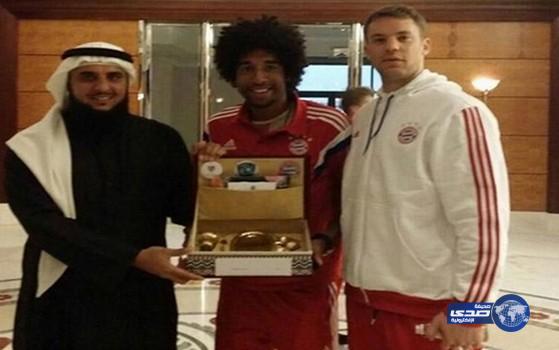 لاعبان البايرين يتعرفان على الإسلام