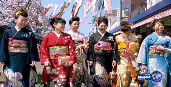 ياباني يرفع دعوى قضائية مطالباً بمساواته بالنساء