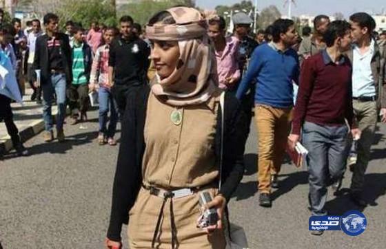 الحوثيين يختطفون ناشطة يمنية بسبب ملابسها