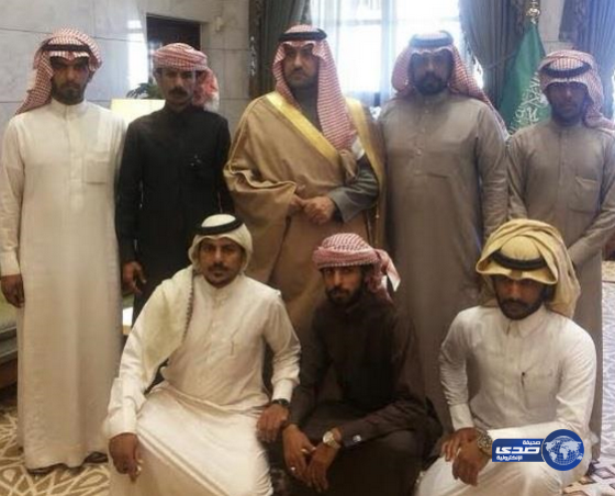 أمير الرياض يستقبل رحالة مسيرة العزاء والمبايعة القادمين من المنطقة الشرقية