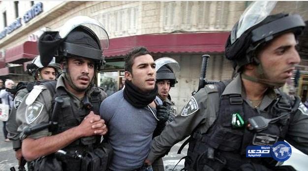 إسرائيل تعتقل 32 فلسطينيا بتهمة الإقامة داخل الأراضي المحتلة