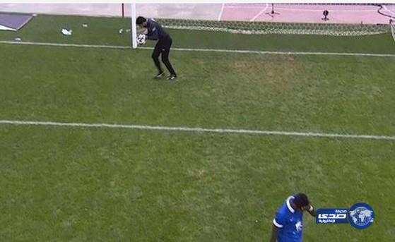 المسيليم يكشف سر التصدي لركلة العابد