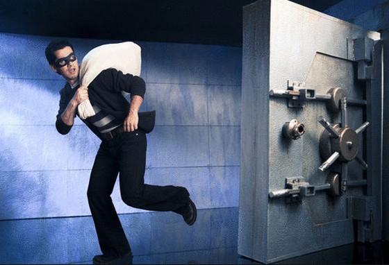 قراصنة إنترنت «روس» يسرقون من بنوك مليار دولار