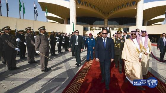 الرئيس المصرى يغادر الرياض بعد زيارة رسمية
