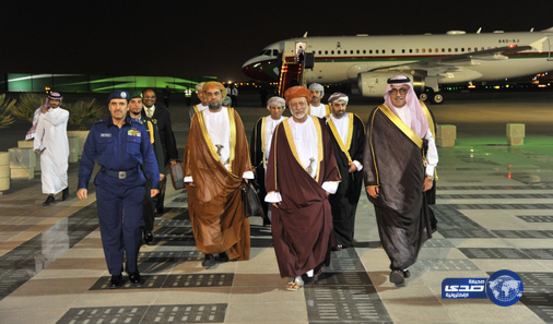 وزير الشؤون الخارجية العماني يصل الرياض