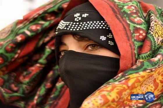 سيدة يمنية تقاضي زوجها لكثرة معاشرته لها