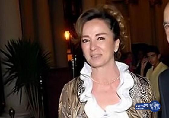 نجلاء فتحي تسافر سويسرا بعد إصابتها بمرض نادر