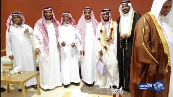 الشاب عبدالله الجعفري في القفص الذهبي