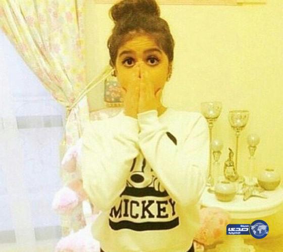 والد حلا الترك يتخذ قرارًا صارمًا بعد انتشار صورًا غير لائقة لابنته