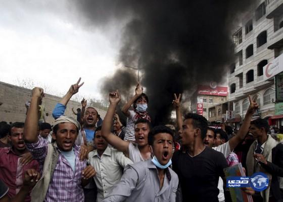 اشتباكات بين الحوثيين واللواء 35 في ميناء المخا بباب المندب