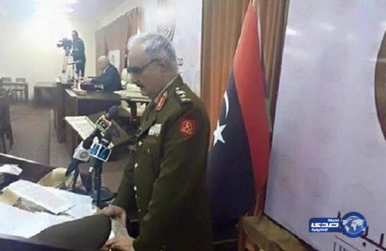 حفتر يؤدي اليمين قائدا عاما للجيش الليبي
