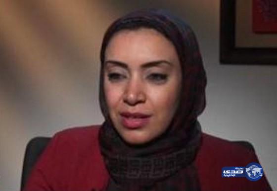 زوج يرسل صور زوجته عارية عبر فايسبوك مقابل المال