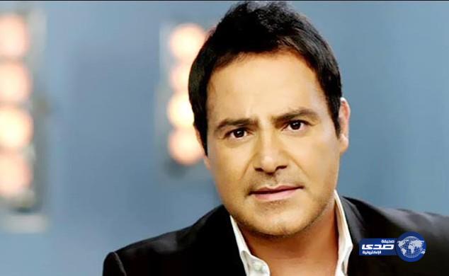 معجبة تطلب يد عاصي الحلاني من زوجته!