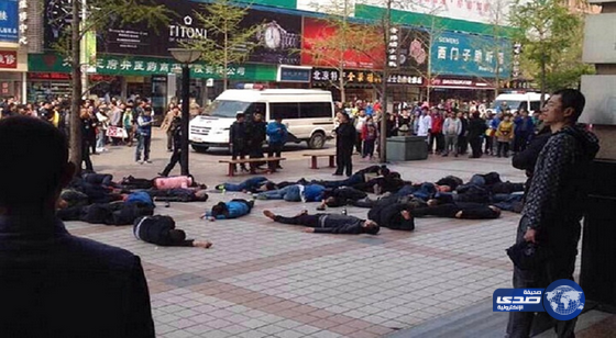 محاولة انتحار جماعية لـ30 سائق صيني رفضاً لقرار حكومي