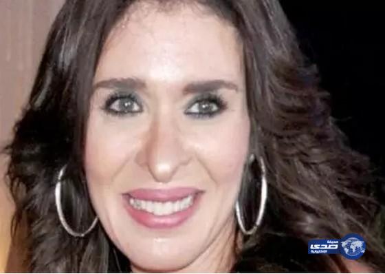 الراقصة دينا ترتكتب فضيحة أخلاقية بحضور رئيس الكاف