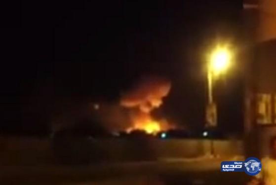 بالفيديو.. قصف الطائرات لتجمعات ومواقع للحوثيين في عدن