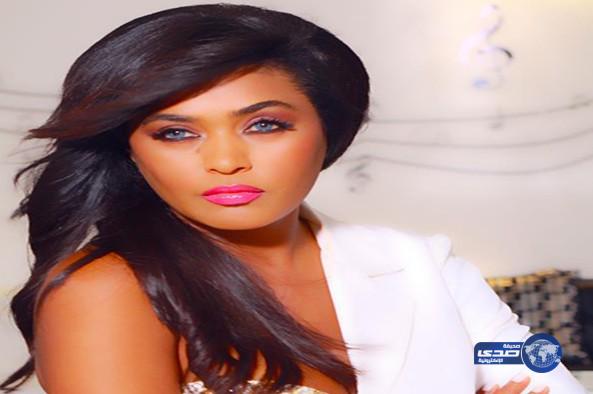 وعد تظهر بفستان جريء في أحد الأعراس السعودية