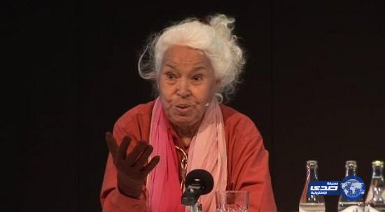 ابنة المفكرة المصرية نوال السعداوي تنفي نبأ وفاتها