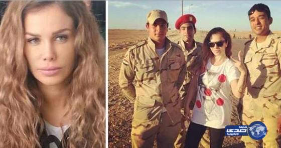 نيكول سابا تشعل مواقع التواصل بصورة وسط افراد الجيش المصري