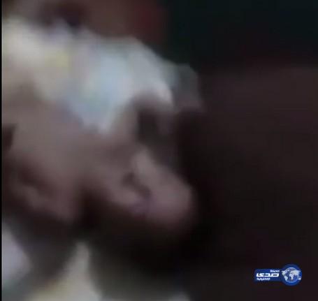 بالفيديو: خادمة تصفع رضيع بعنف لإجباره على التوقف عن البكاء
