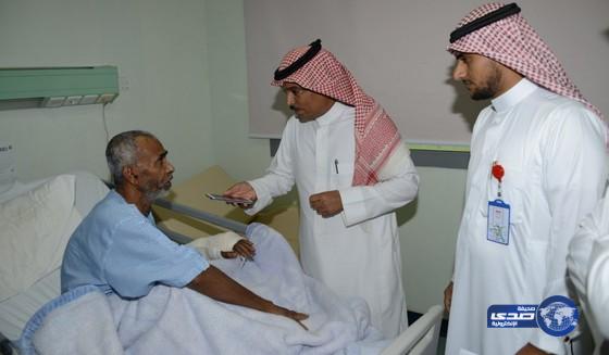 قادمون من اليمن للعلاج يشكرون خادم الحرمين على الرعاية المقدمة لهم بمستشفيات جازان