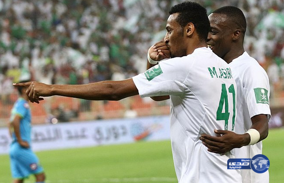 الأهلي يكتسح الفتح بخمسة أهداف