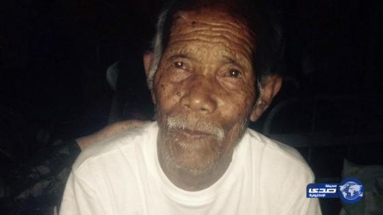 بالصور: ابن المئة عام خرج حيا بعد أسبوع من زلزال نيبال