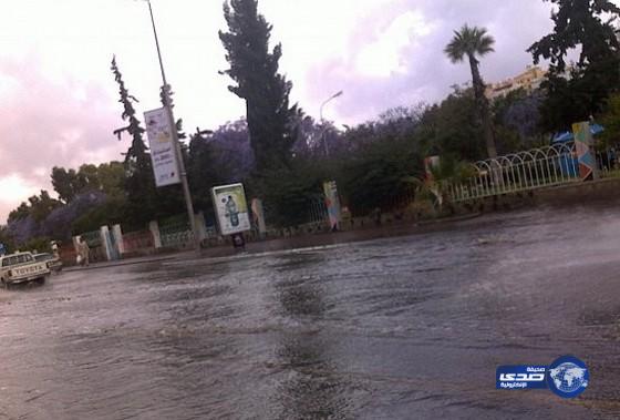 أمطار على منطقة عسير