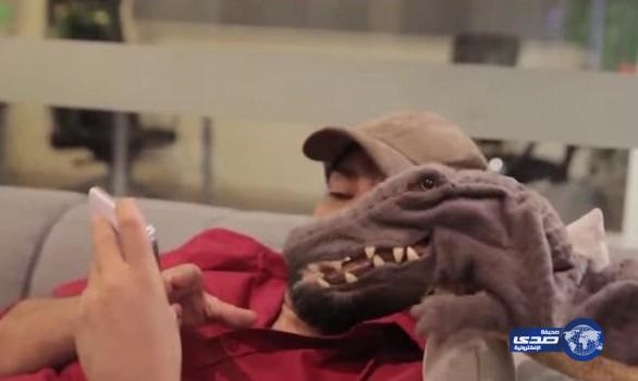 بالفيديو: التمساح يشارك في الإعلان عن فعاليات خليجي 22