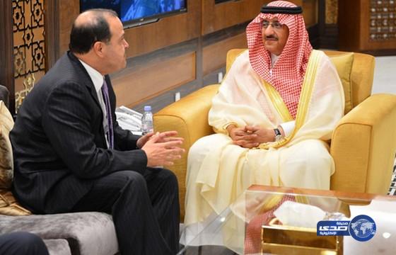 سمو ولي العهد يستقبل وزير الداخلية الأردني