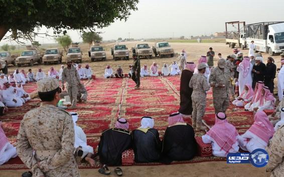 مشايخ وأعيان قبائل العبادل يقدمون واجب الضيافة للقوات المسحلة المرابطة‎