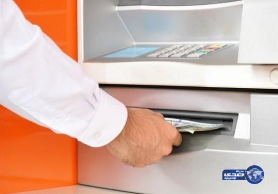 بدأ صرف راتب الشهر للقطاعات العسكرية