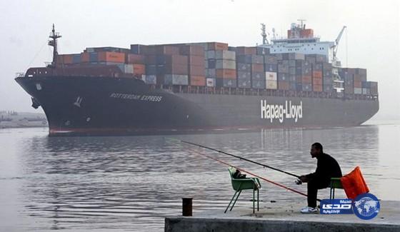 48 سفينة عبرت المجري الملاحي لقناة السويس اليوم
