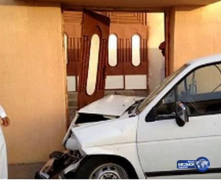 مفحّط يقتحم منزل في تربة